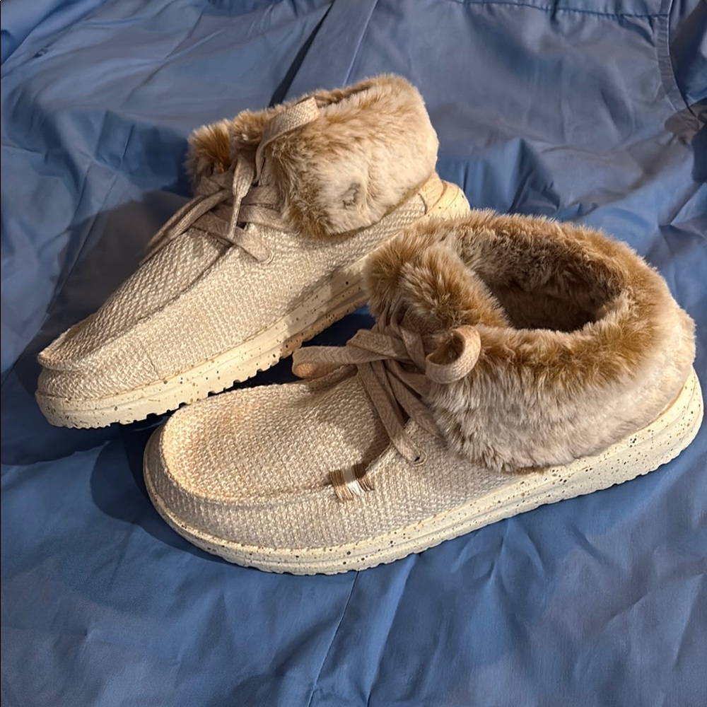 Hey Dude Kids Moccasins - Tan and Cream